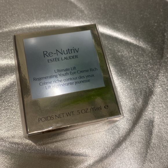 Estee Lauder Re-Nutriv Ultimate Lift Regenerating Youth Eye Cream New in Box - Picture 5 of 7